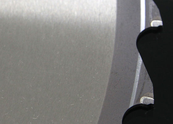 460mm Çelik Boru Metal Kesme Testere Bıçakları / Soğuk Kesme Testere Sermet İpucu 40z 60z