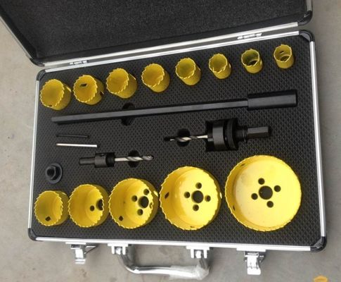 バイメタルの穴はアーバーとの 3/4~3-1/4 インチからの目立て器のサイズおよびアルミニウム箱の延長を