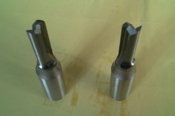 TC0111 CNC Router Bit Prosto flet VHM Straignt Bit ze stalową Shank