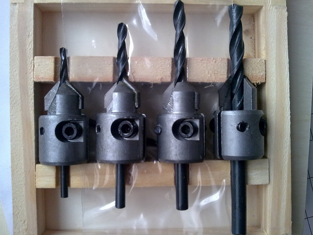 TC-004V 수공구 부속 4PCS TCT 탄화물은 목제 훈련을 위한 구멍 파는 송곳 드릴용 날을 기울였습니다