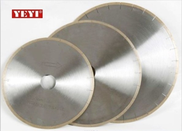 Super Tipis berkelanjutan Rim Diamond Saw Blades Untuk Slab Cutting Edge Of Marmer, Limestone